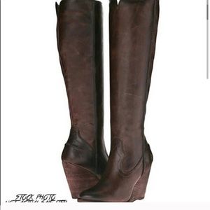 Frye Cece wedge boot 7.5